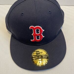 New Era 59FIFTY Navy Boston Red Sox Cap Size 7 3/8. NWT